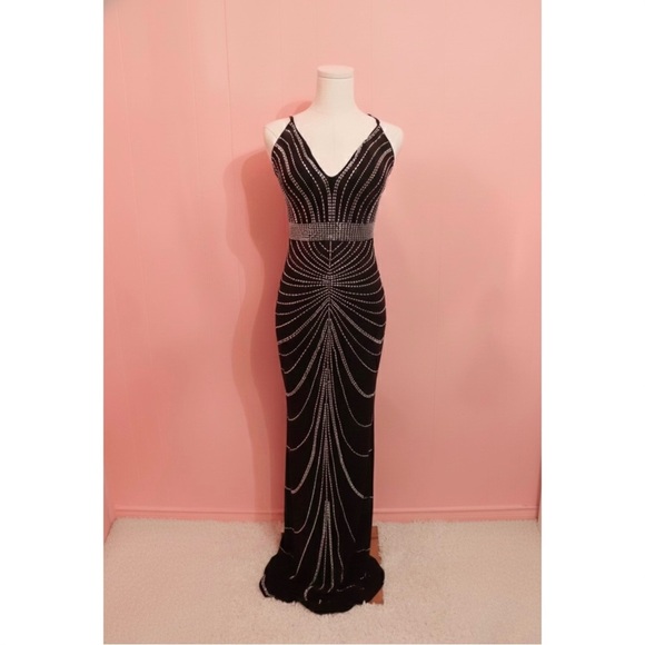 Banjul Beautiful Rhinestone Black Evening Gown - Picture 1 of 5